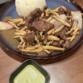 Sona Fusion Kitchen - EXTRA BEEF/MUSHROOM STIR FRY - Asian Fusion Near Me - Anaheim, California Sona Fusion Kitchen - EXTRA BEEF/MUSHROOM STIR FRY - Asian Fusion Near Me - Anaheim, California