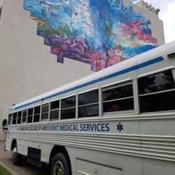 Canadian College of EMS - Our Ambubus at the U of A working with young students attending the Eurekamp programme summer of 2016