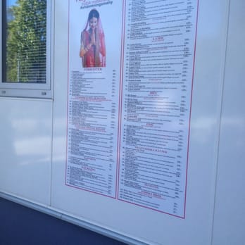 Taj Mahal - Avhämtningsmenyn på stor skylt utomhus. Nytänkande. - Indian Near Me - Örnsköldsvik, Y Taj Mahal - Avhämtningsmenyn på stor skylt utomhus. Nytänkande. - Indian Near Me - Örnsköldsvik, Y