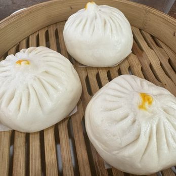 Yang Kee Dumpling - Steamed curry chicken bao - Dim Sum Near Me - Davis, California