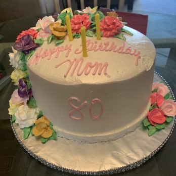 Olivera's Cake Gallery - Carrot cake. - Custom Cakes Near Me - Hemet, California