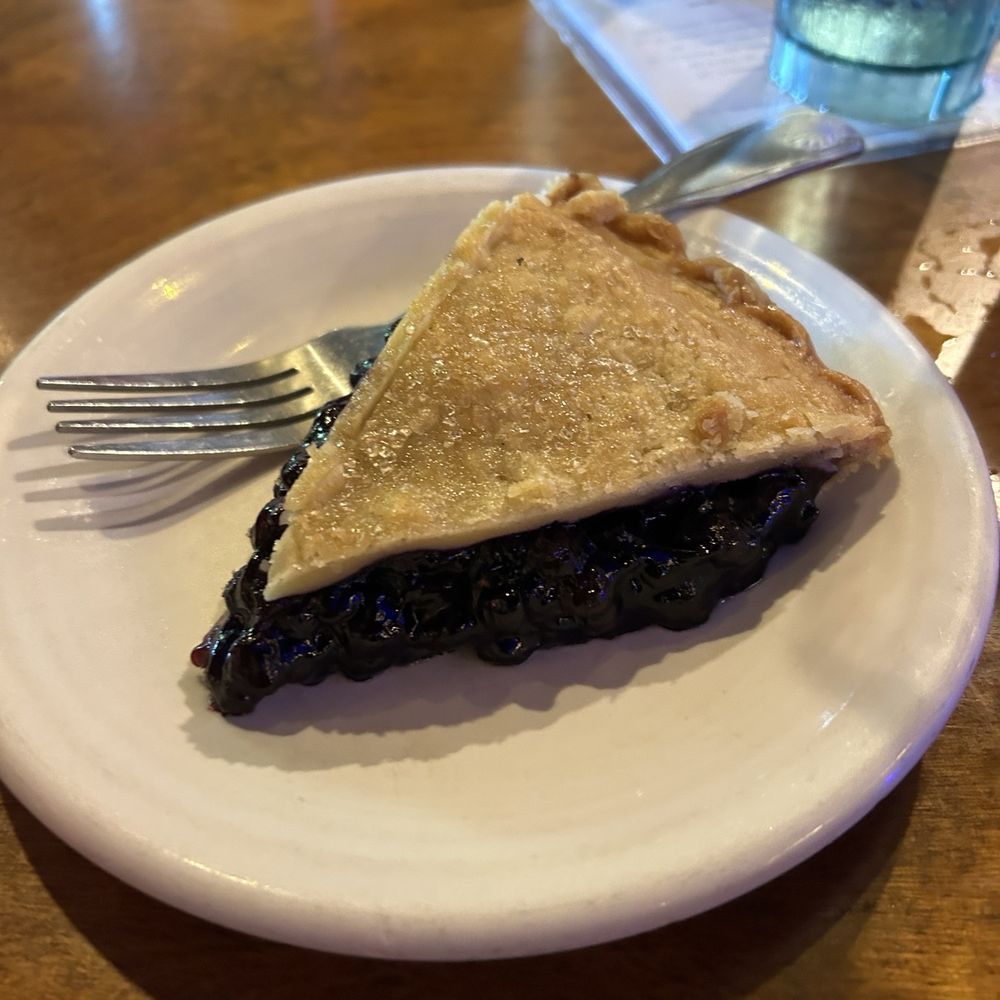 Geddy's - Classic Maine Blueberry Pie - Seafood Near Me - Bar Harbor, Maine Geddy's - Classic Maine Blueberry Pie - Seafood Near Me - Bar Harbor, Maine