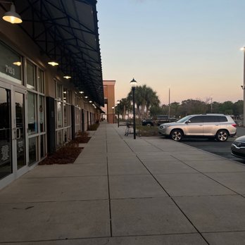 Coastal Way - Side walk - Shopping Centers Near Me - Brooksville, Florida Coastal Way - Side walk - Shopping Centers Near Me - Brooksville, Florida