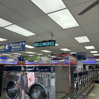 Coin Less Laundry - Laundromat Near Me - Phoenix, Arizona Coin Less Laundry - Laundromat Near Me - Phoenix, Arizona