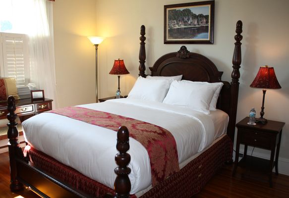 State Street Inn by null
