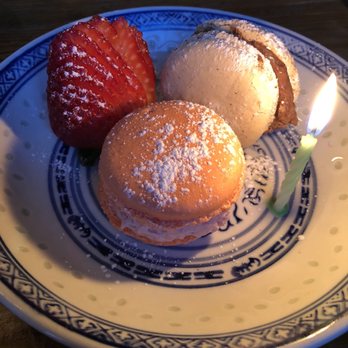 Bida Manda - Macaroons for a birthday - Laotian Near Me - Raleigh, North Carolina Bida Manda - Macaroons for a birthday - Laotian Near Me - Raleigh, North Carolina