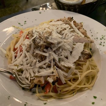 Demitris Taverna - Herbed Chicken Linguini - Greek Near Me - Livermore, California Demitris Taverna - Herbed Chicken Linguini - Greek Near Me - Livermore, California