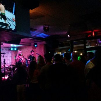Hot Tuna - Live band performing - Bars Near Me - Virginia Beach, Virginia