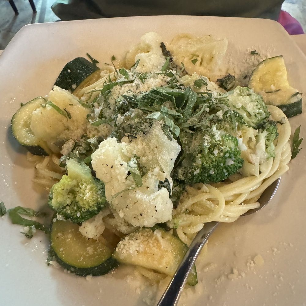 Petrini's San Diego - Pasta primavera - Italian Near Me - San Diego, California