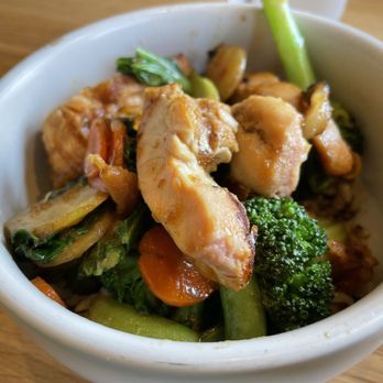 True Food Kitchen - Kids meal chicken teriyaki bowl - New American Near Me - Edison, New Jersey True Food Kitchen - Kids meal chicken teriyaki bowl - New American Near Me - Edison, New Jersey