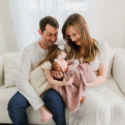 Christina Mae Photography - Lifestyle photographer tacoma Puyallup studio