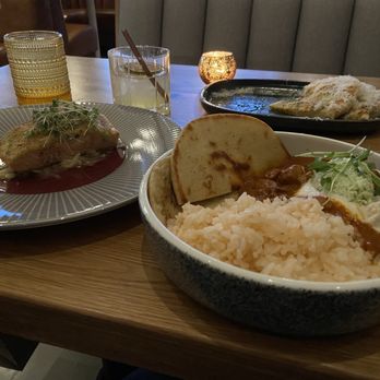 Fieldings Steak - Butter chicken & salmon & skillet bread !!!! - Steakhouses Near Me - Houston, Texas Fieldings Steak - Butter chicken & salmon & skillet bread !!!! - Steakhouses Near Me - Houston, Texas