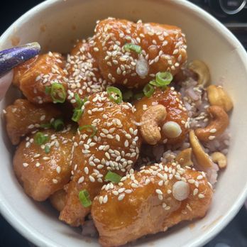 Tonton Sushi - Golden Chicken Bowl - Sushi Bars Near Me - Eugene, Oregon