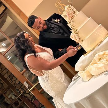 Some Crust Bakery - The cake cutting! - Bakeries Near Me - Claremont, California Some Crust Bakery - The cake cutting! - Bakeries Near Me - Claremont, California