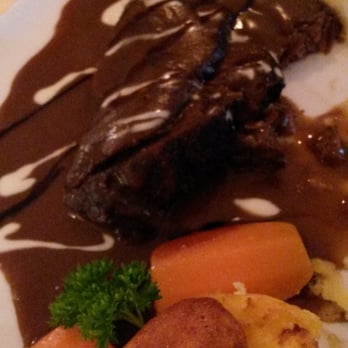 Restaurant im Schloss Schleiden - I thought: " Oh no, chocolate on my meat?" Nope, it was delicious gravy! - German Near Me - Schleiden, NW