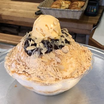Lot's-O-Bagels - injeolmi shaved ice - Bagels Near Me - Astoria, New York