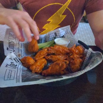 Roque Pub - Wings!!! - Pubs Near Me - Orlando, Florida Roque Pub - Wings!!! - Pubs Near Me - Orlando, Florida