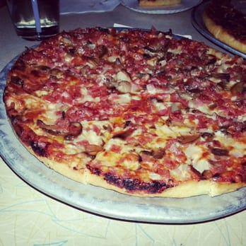 Lynwood Cafe - Shroom, salami, onion - Pizza Near Me - Randolph, Massachusetts Lynwood Cafe - Shroom, salami, onion - Pizza Near Me - Randolph, Massachusetts