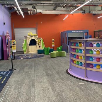 Discovery Cube Los Angeles - Educational Services Near Me - Sylmar, California