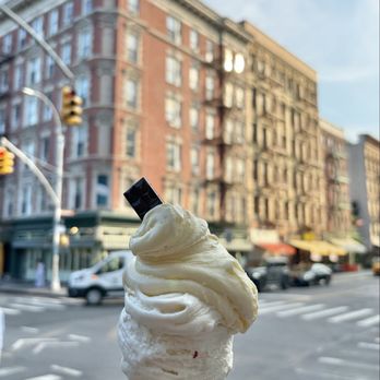 Venchi - venchi cream & white coffee - Chocolatiers & Shops Near Me - New York, New York Venchi - venchi cream & white coffee - Chocolatiers & Shops Near Me - New York, New York