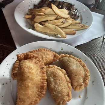 La Pampa - Empanada and Ribeyes - Steakhouses Near Me - Brownsville, Texas