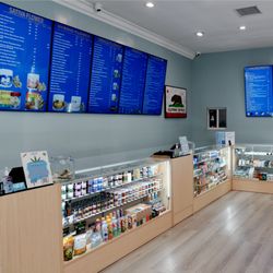 LAX Cannabis Club in Los Angeles near LAX Airport