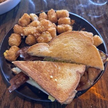 Fixtion Orlando - The Classy Breakfast Sandwich - American Near Me - Orlando, Florida
