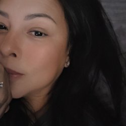 Hair Sanctuary - From Gray to shiny Black !