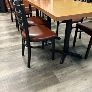 Guieb Cafe - Surprisingly empty - New American Near Me - Honolulu, Hawaii