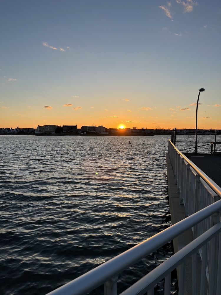 WANTAGH PARK Updated October 2024 105 Photos & 33 Reviews 1 King