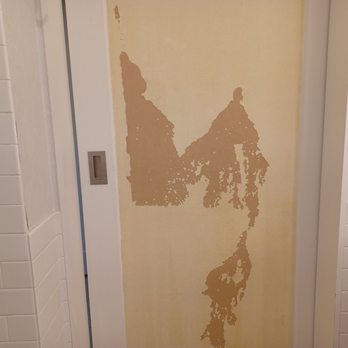 Flamingo Las Vegas - Bathrooms in need of some tlc. - Hotels Near Me - Las Vegas, Nevada Flamingo Las Vegas - Bathrooms in need of some tlc. - Hotels Near Me - Las Vegas, Nevada