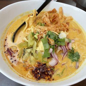 S T Noodle Bar - Thai Near Me - Long Beach, California S T Noodle Bar - Thai Near Me - Long Beach, California