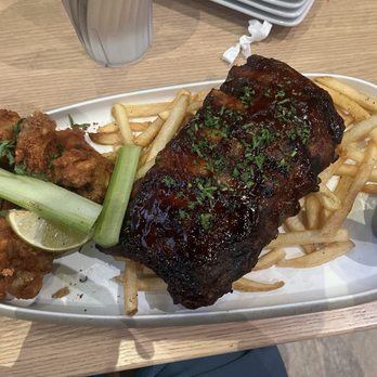 Dave & Buster's San Diego - Smokehouse BBQ Ribs & Wings - Sports Bars Near Me - San Diego, California Dave & Buster's San Diego - Smokehouse BBQ Ribs & Wings - Sports Bars Near Me - San Diego, California