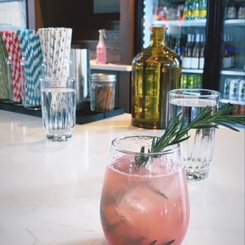 The Spindle Bar - Go For Gingham - Cocktail Bars Near Me - Charlotte, North Carolina The Spindle Bar - Go For Gingham - Cocktail Bars Near Me - Charlotte, North Carolina