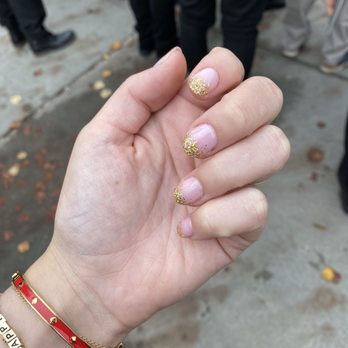 Tranquility Nails & Spa - Selena did dip extensions - Skin Care Near Me - Bellevue, Washington