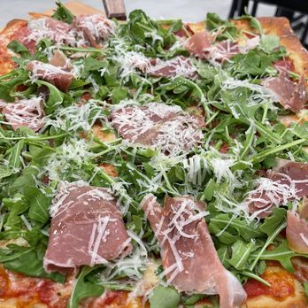 Pizzeria da Laura - LA REGINA (GRANDMA) tomato sauce,
mozzarella, soppressata,
arugula, prosciutto,
parmigiano reggiano - Pizza Near Me - Berkeley, California Pizzeria da Laura - LA REGINA (GRANDMA) tomato sauce,
mozzarella, soppressata,
arugula, prosciutto,
parmigiano reggiano - Pizza Near Me - Berkeley, California