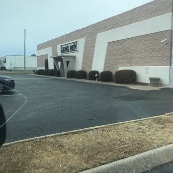 Lion's Den - Adult Shops Near Me - Lumberton, North Carolina