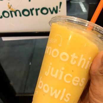 Jamba - Mango-a-gogo Medium - Juice Bars & Smoothies Near Me - Las Vegas, Nevada