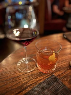 Oak Steakhouse by null