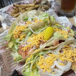 Hollywood Bar & Cafe - Beef tacos, very generous portions!