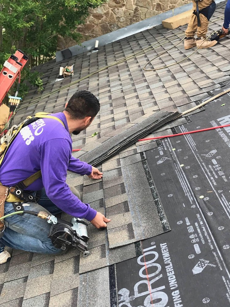 Slide of Mammoth Contracting - Round Rock