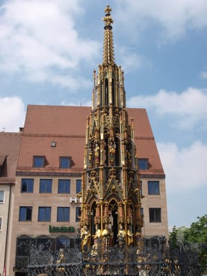 Schöner Brunnen by null