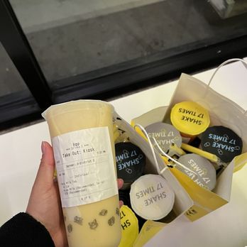 Sunright Tea Studio - U District - Bubble Tea Near Me - Seattle, Washington