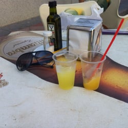 Terraza Carmona - Granizados de lima y naranja