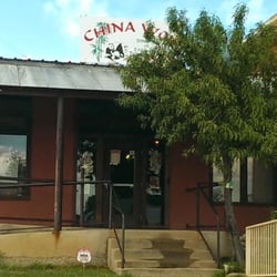 China Wok - Found good veggie food here.