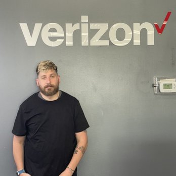 Verizon Authorized Retailer - Wireless Zone - Mobile Phones Near Me - Exton, Pennsylvania Verizon Authorized Retailer - Wireless Zone - Mobile Phones Near Me - Exton, Pennsylvania