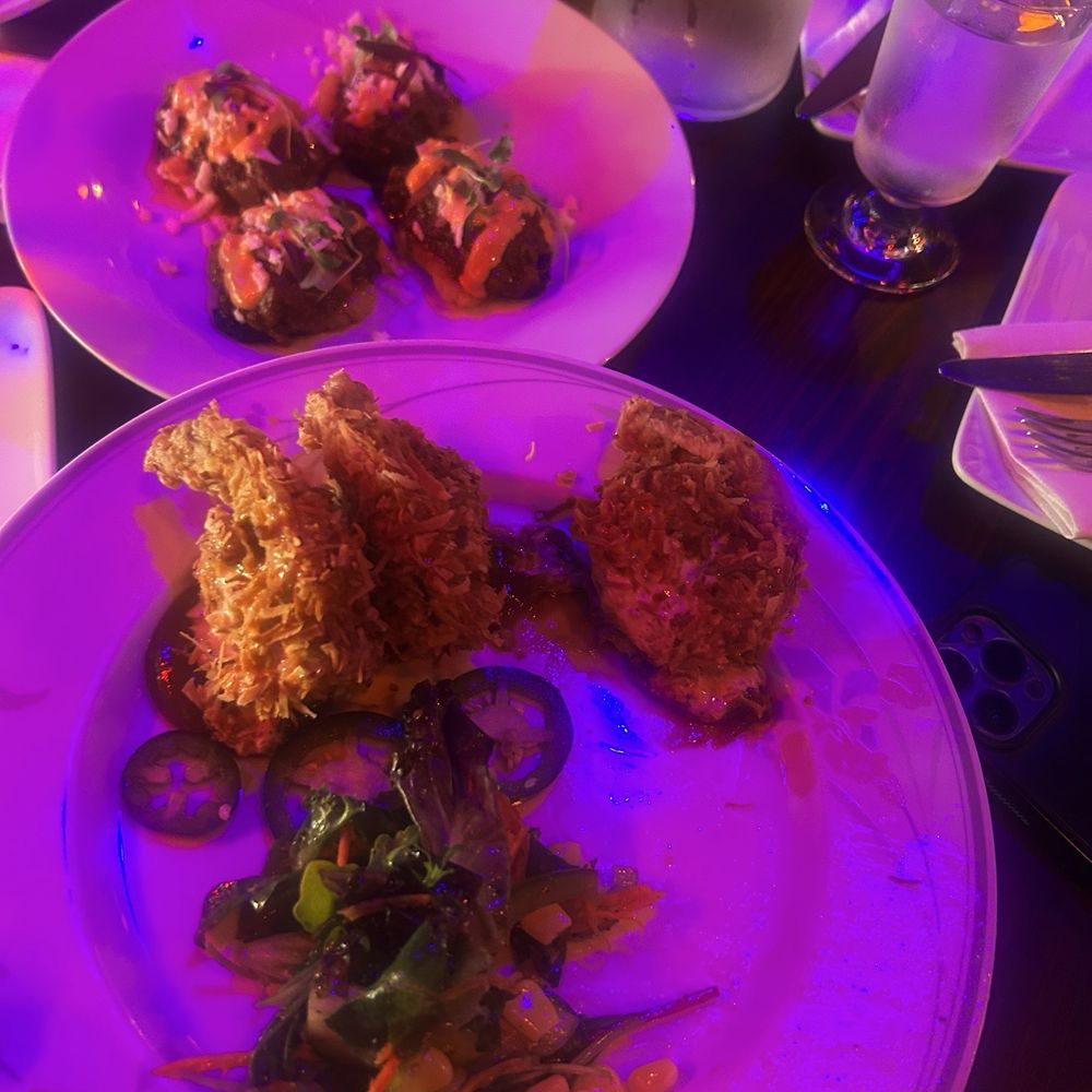 Dell Rooster - Oxtail on plantain, coconut shrimp - Latin American Near Me - Chicago, Illinois Dell Rooster - Oxtail on plantain, coconut shrimp - Latin American Near Me - Chicago, Illinois