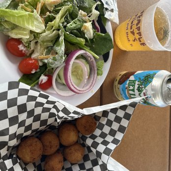 Pineapple Willy's - Side Salad, Hushpuppies, Three Daughters Key Lime Cider - Seafood Near Me - Panama City Beach, Florida Pineapple Willy's - Side Salad, Hushpuppies, Three Daughters Key Lime Cider - Seafood Near Me - Panama City Beach, Florida