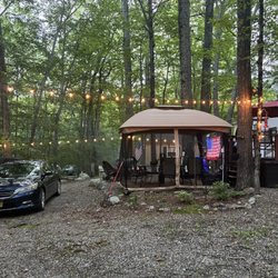 Benchmark Hideaway Campground
