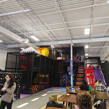 JusPlay - Indoor Playcenter Near Me - Mississauga, Ontario